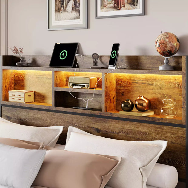 <strong>FARMHOUSE WOOD BED FRAME</strong>